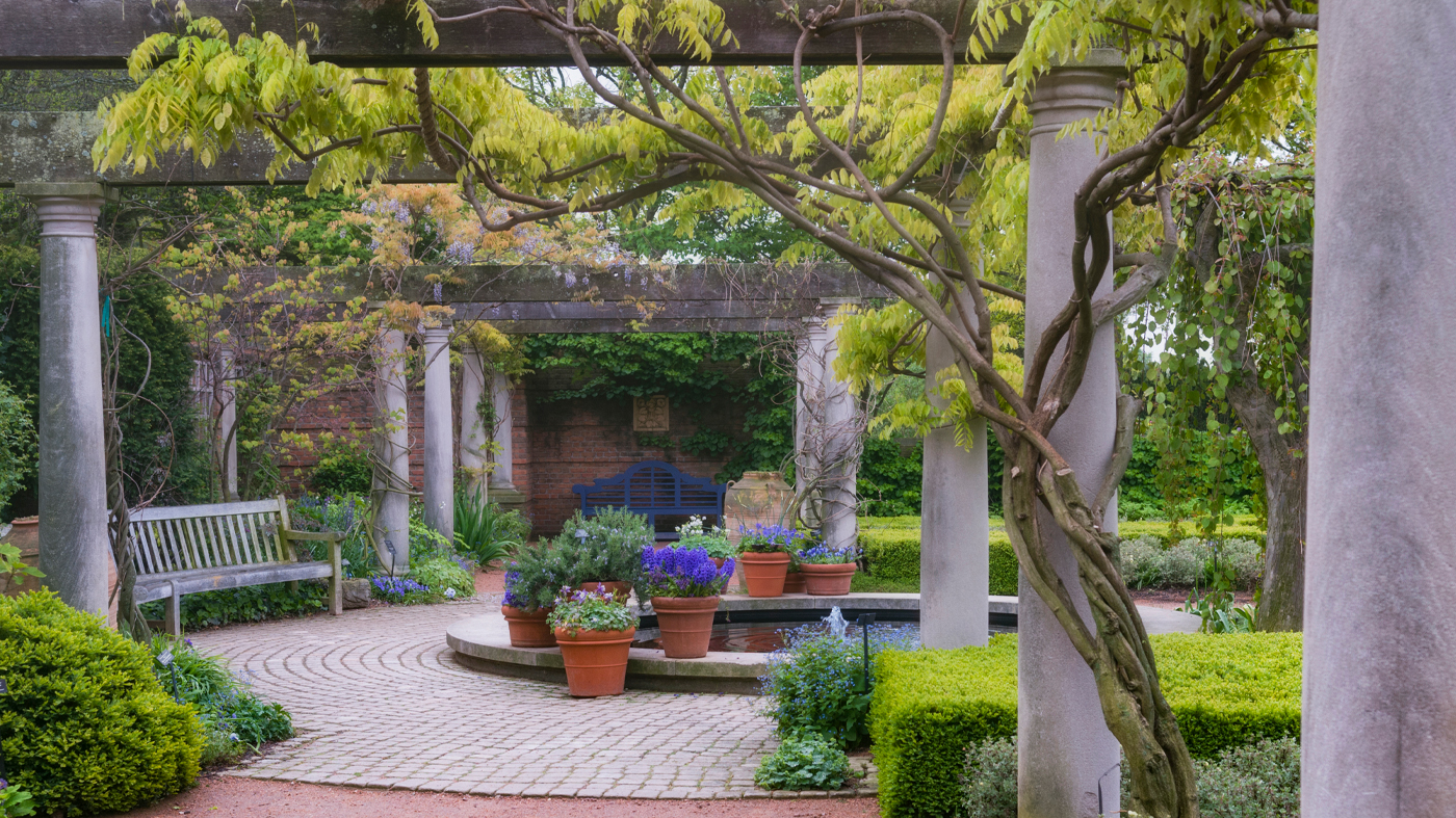 Oak Spring Farm courtyard – My Chicago Botanic Garden